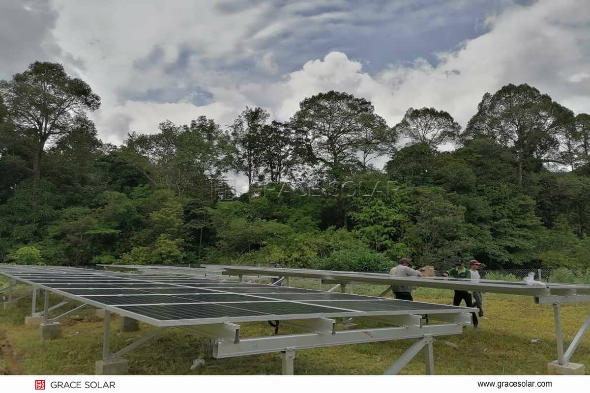 Sistema ajustable Grace Solar en zonas de tifones